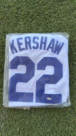 Clayton Kershaw Signed Jersey