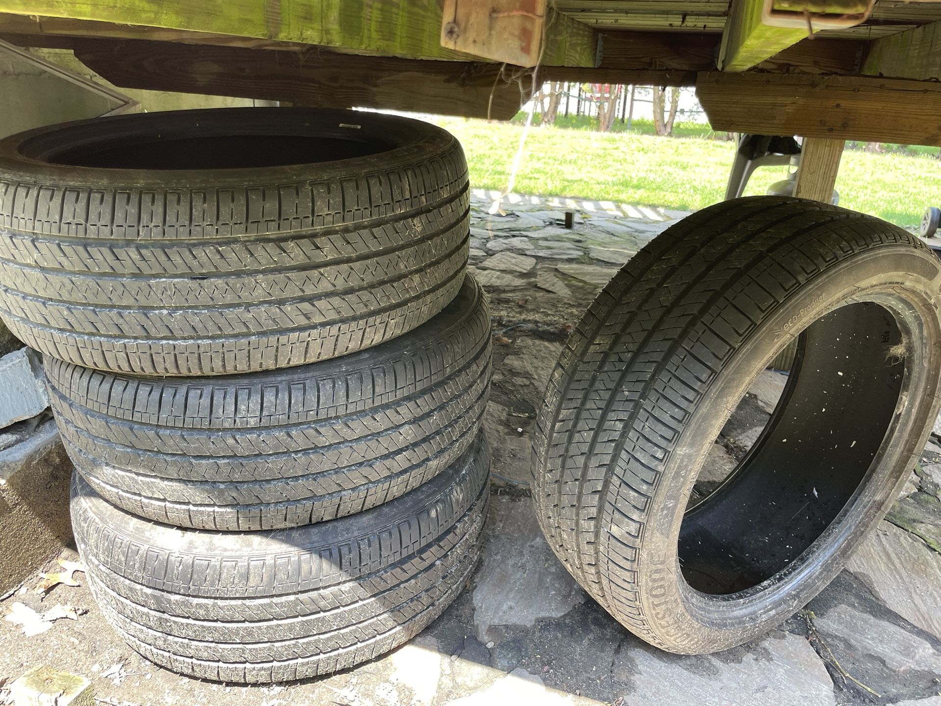 Bridge Stone Ecopia Summer Tire 215/45/r17