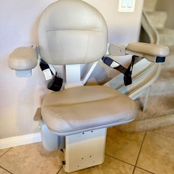Electric Stair Lift Chair – Excellent Condition 