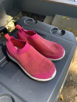 Kids water shoes