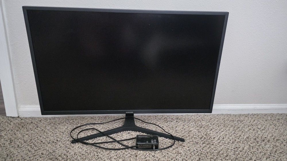Samsung 32in Monitor