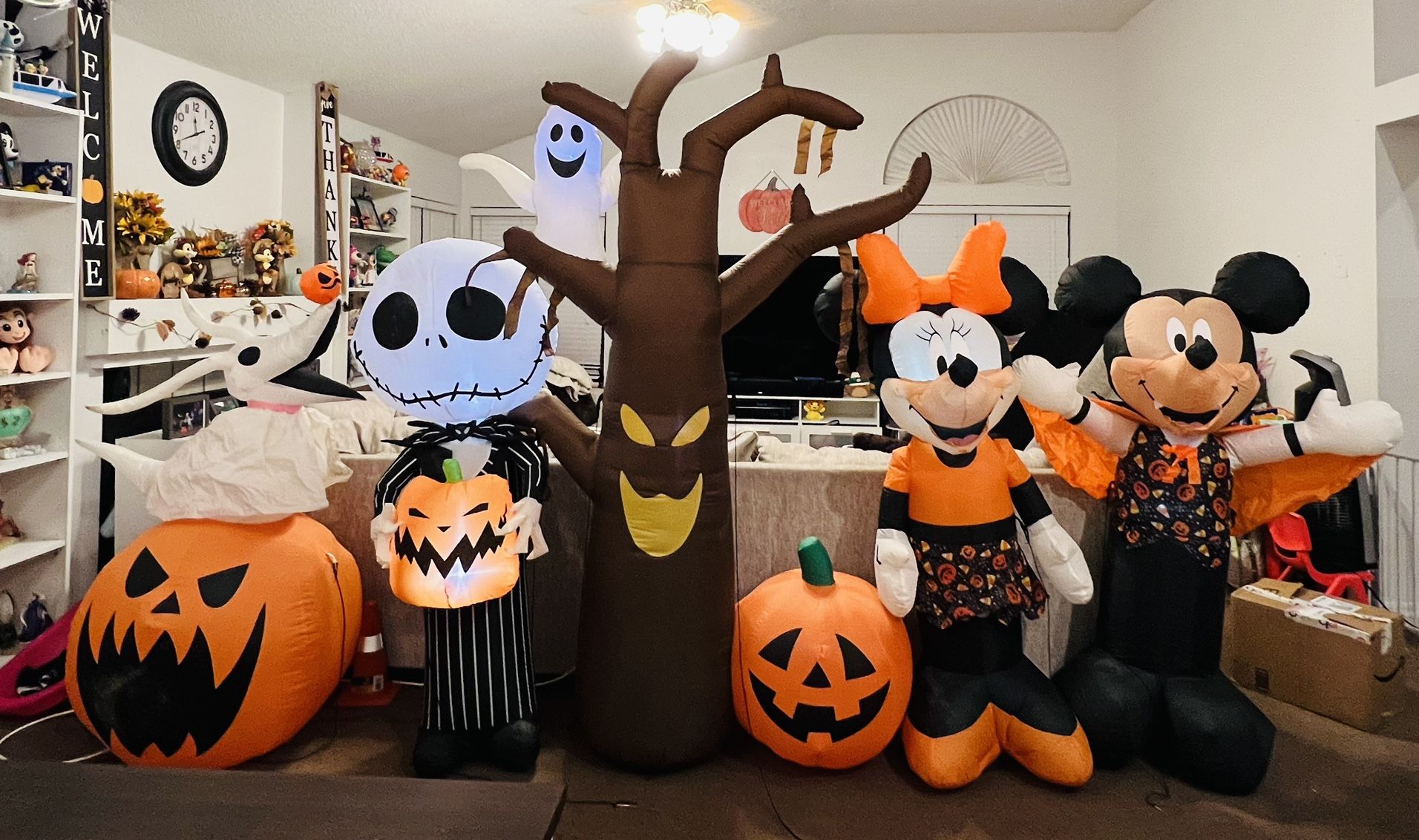 5 Halloween Inflatables /Disney Halloween Decorations All For $100