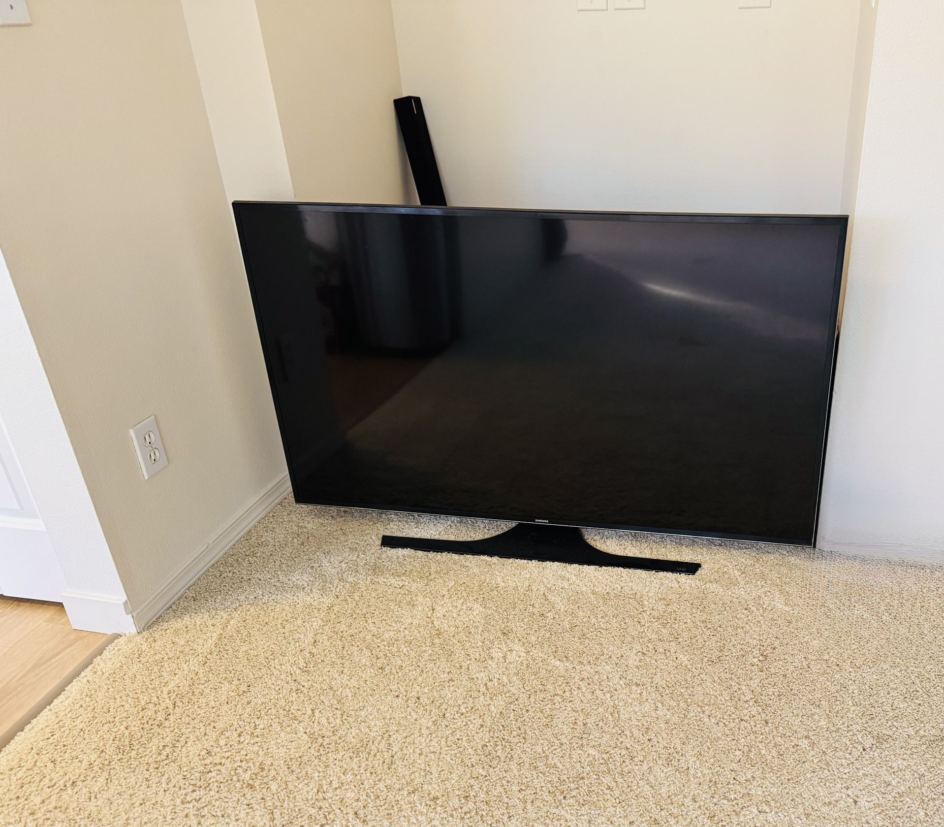 55” Samsung TV + Soundbar