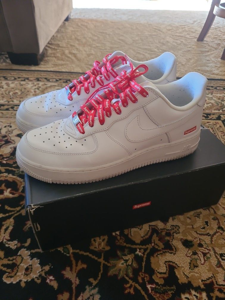 Nike Airforce 1 Supreme Size 10.5