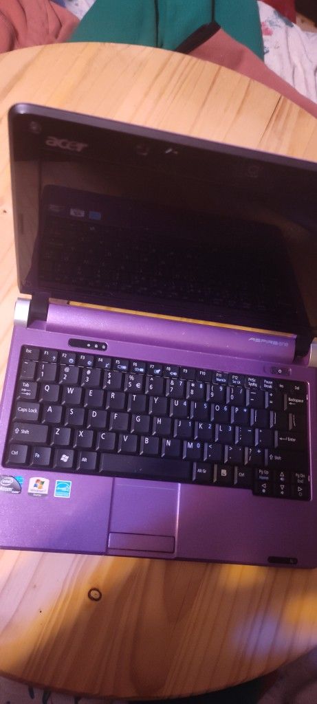 10' Laptop, Take It Anywhere