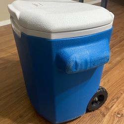 Coleman 16-Quart Cooler with Wheels