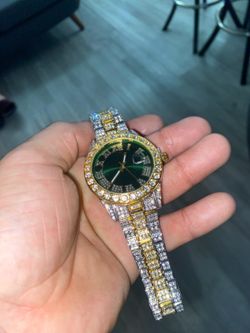 Watch crystal