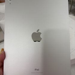 Ipad 10th gen 64gb (wifi + cellular) at&t