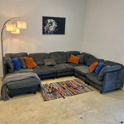 New Modular Sectional Couch 