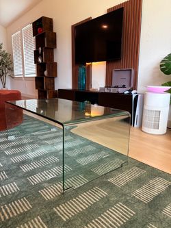 Modern glass coffee table