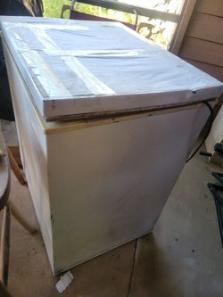 Outside freezer box