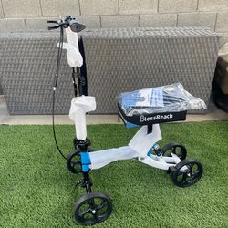 New knee scooter