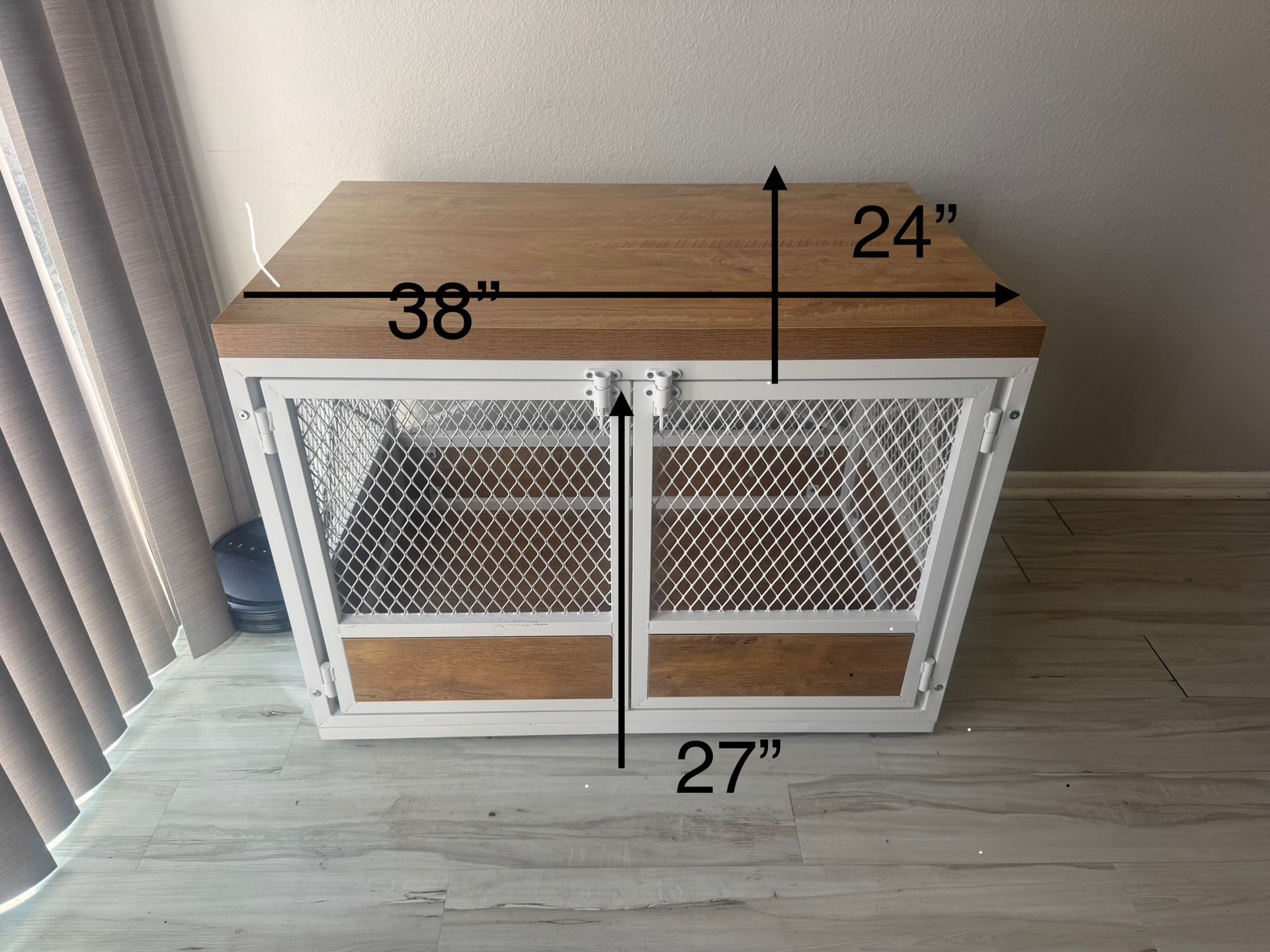Dog Crate Like New
