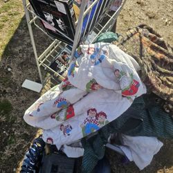 Bunch Free Stuff Take All No Digging Bring Trailer 