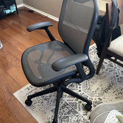 Knoll Chadwick Mesh Rolling Office Chairs - Val Vista And Pecos  - $25  Cash only. Pickup only