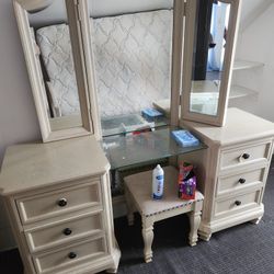 Bedroom Set