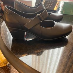 Women’s Clark’s Size 9 1/2