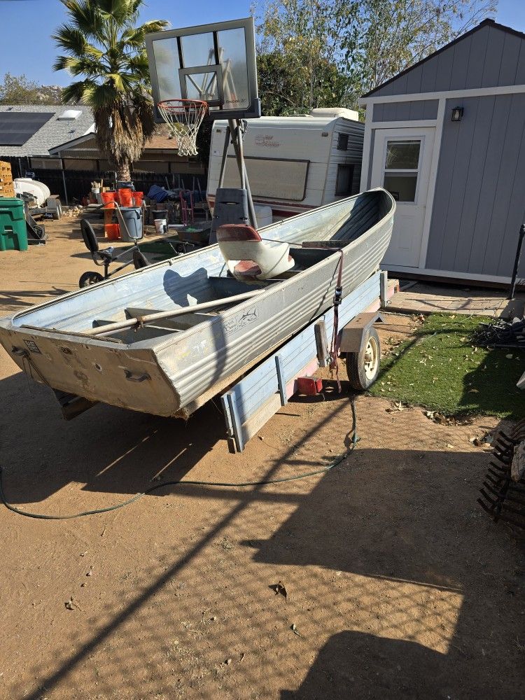 Valco 14 Ft. Aluminum Boat