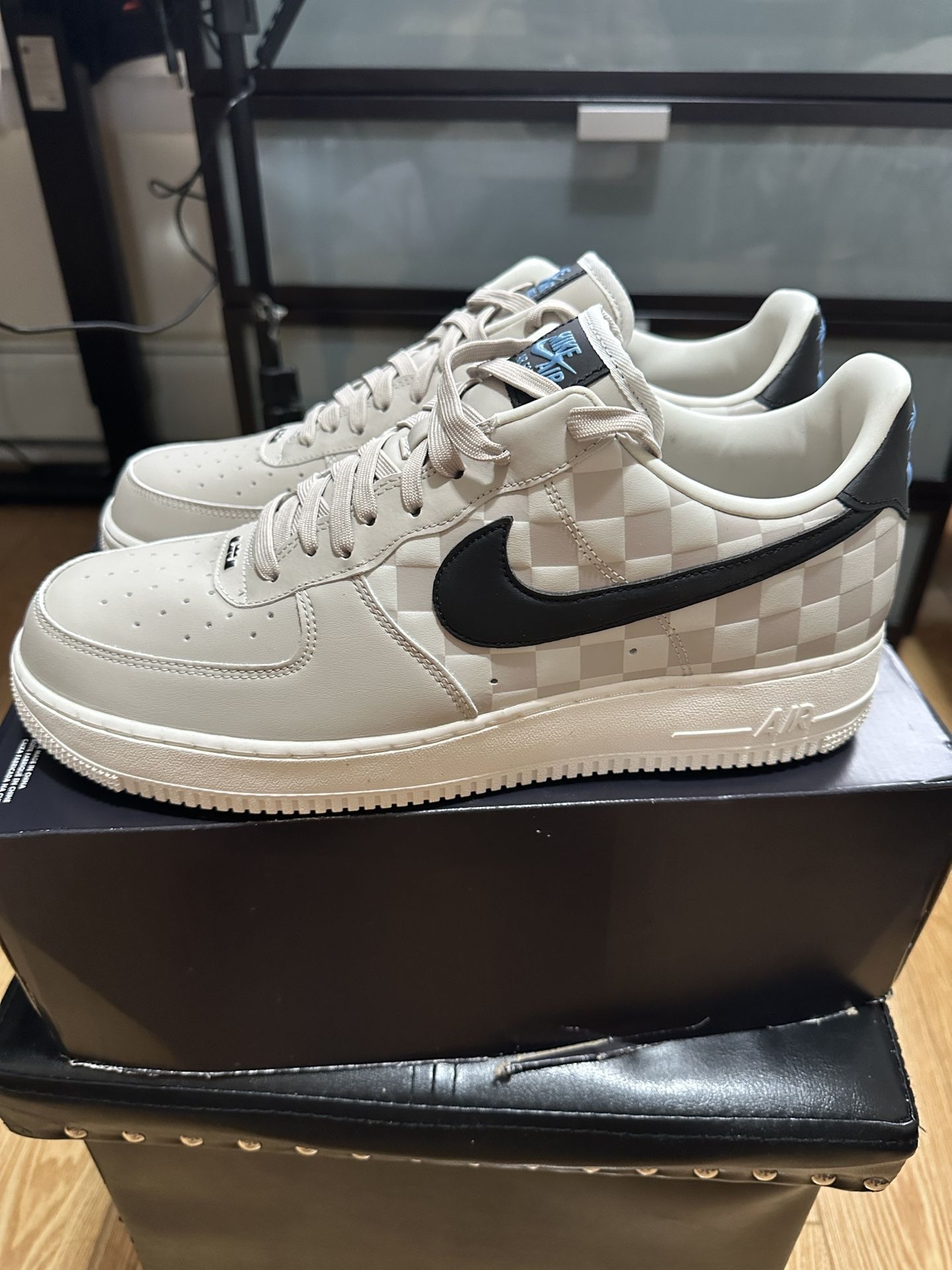 Nike Air Force 1 ’07 QS “Strive For Greatness” Size 12 – LeBron James Limited Edition
