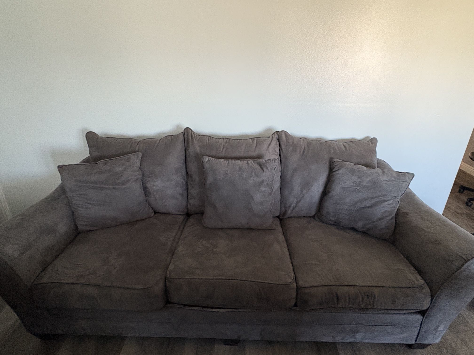 3 Sofas