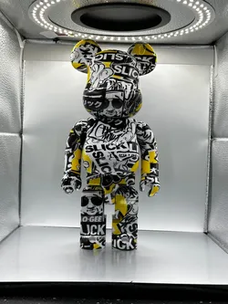 Bearbrick DCON OG Slick 400% only