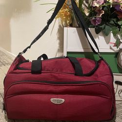 Dockets Burgundy Duffel Bag 