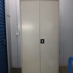 Solid Metal Cabinet /Storage Cabinet Some Scratches 