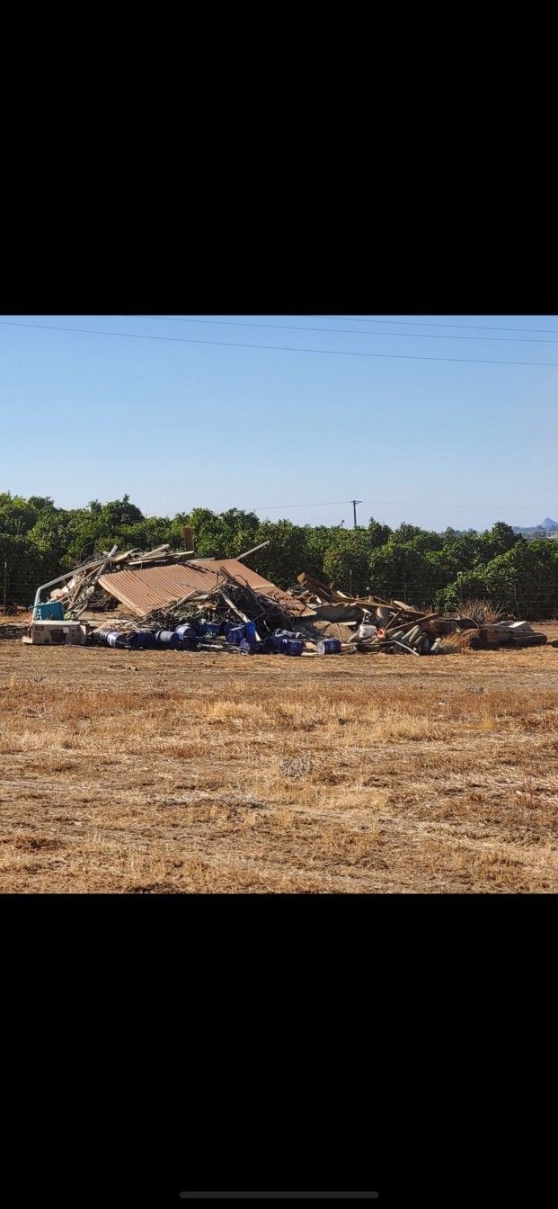 Bobcat Trailer Cleanup