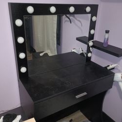 Makeup Vanity 