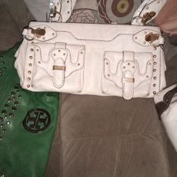 Michael Kors Large 8 Large Pocket Great Condition Only Used Once