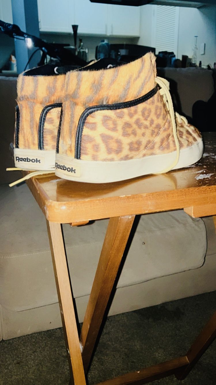 Leopard Skin Reebok Size 8 40% Off