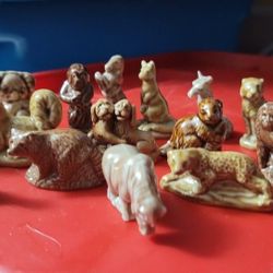 Rose Tea Figurines