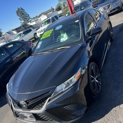 2018 Toyota Camry 