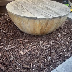 Round Drum Table 