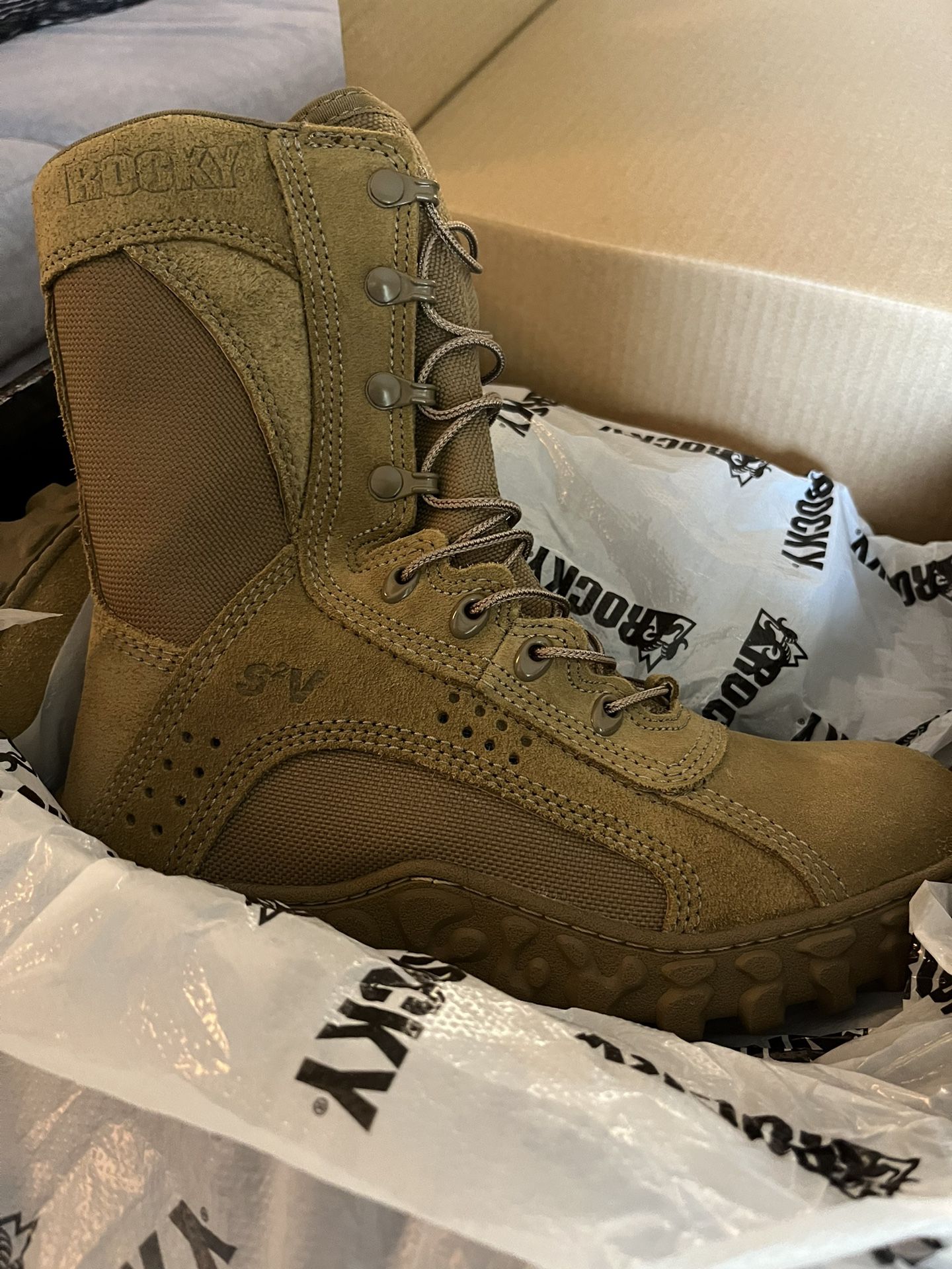 Rocky S2V Tactical Military Boot Size 7.5