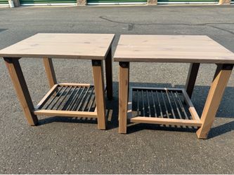 Set of end/night stands