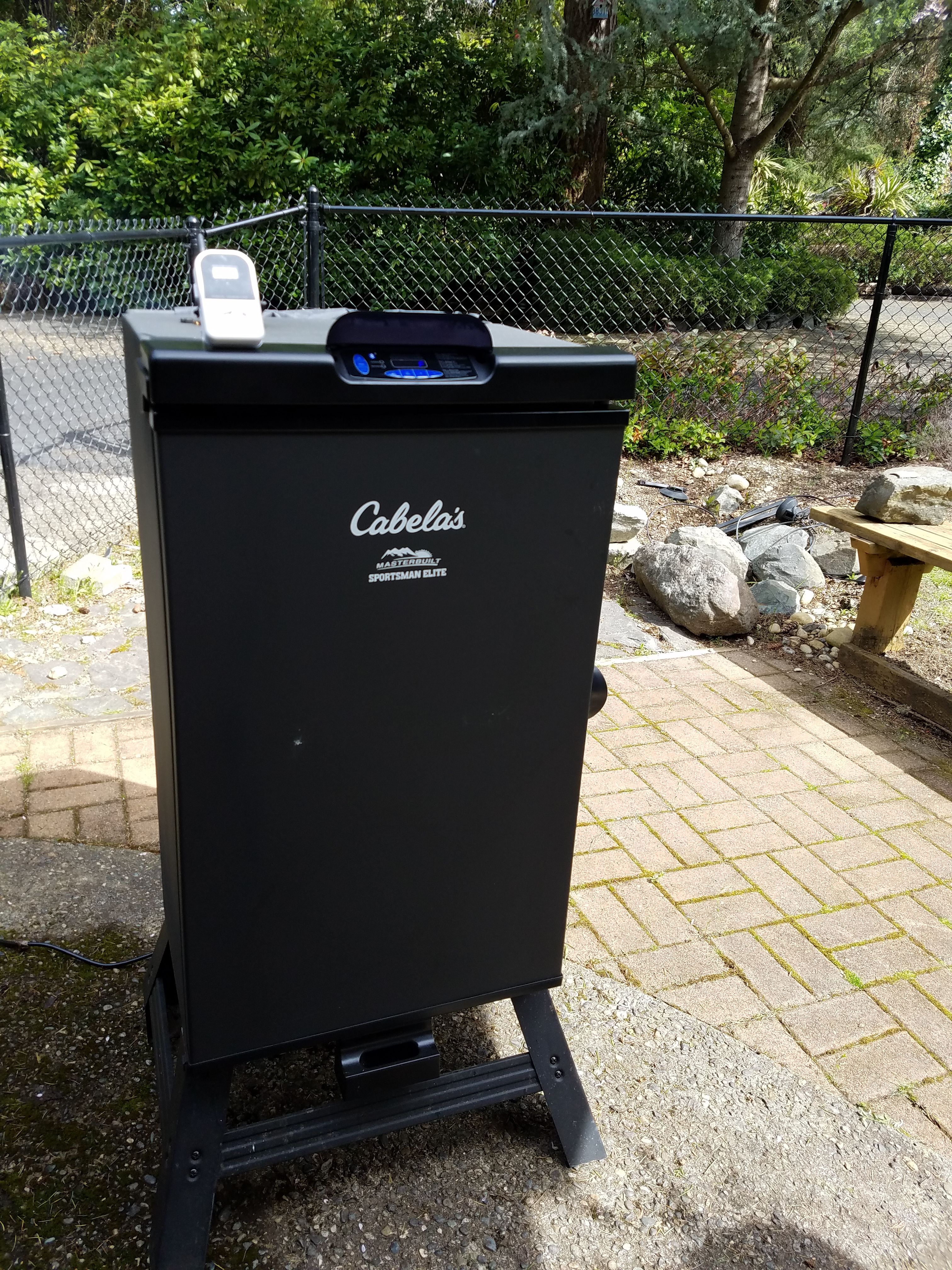 MASTERBUILT CABELAS SMOKER