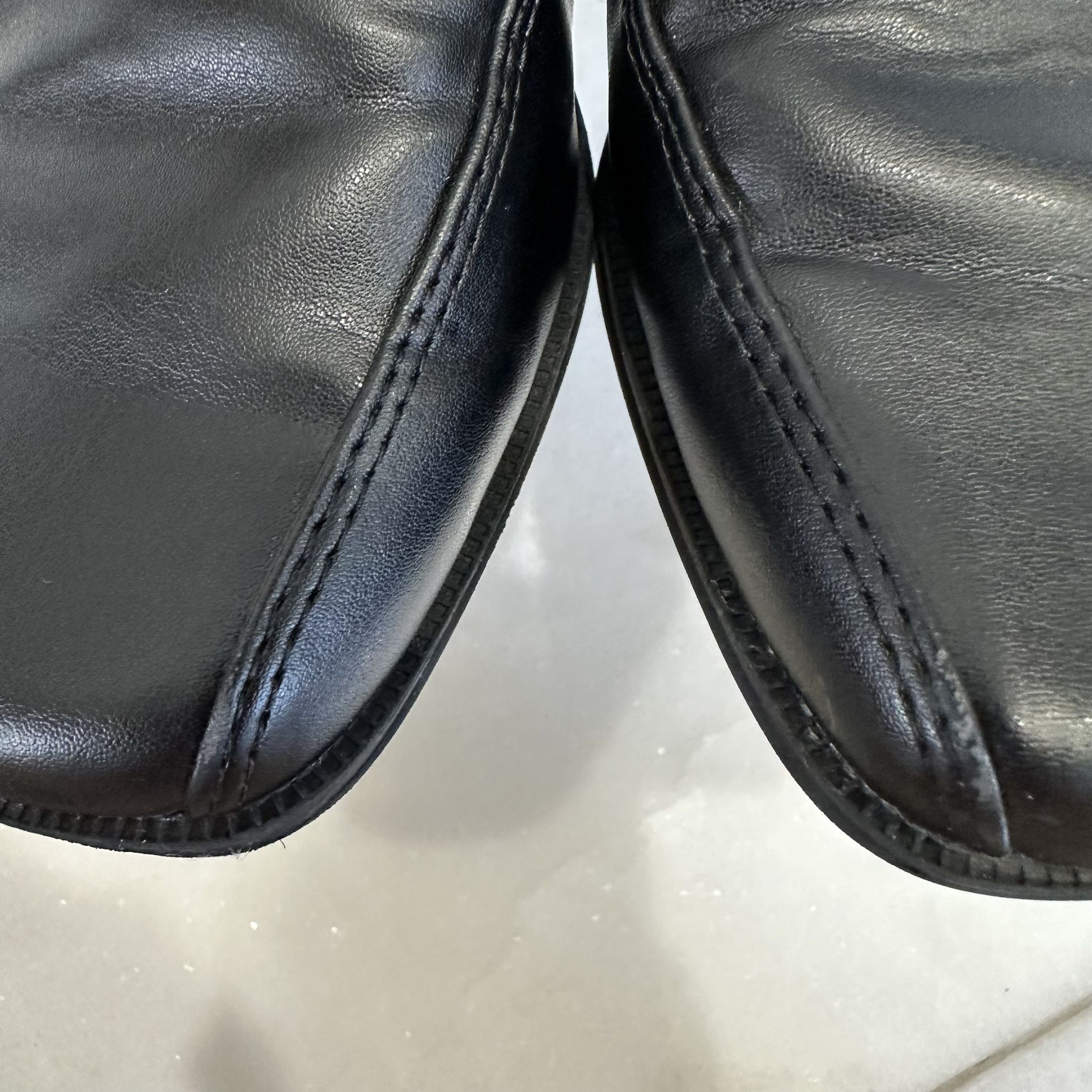 Size 1 Boy Black Dress Shoes for Sale in Willowbrook, IL - OfferUp