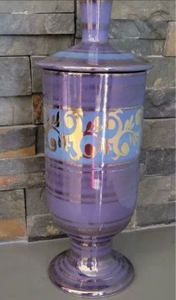 💜 VINTAGE VEE JACKSON POTTERY URN – Purple, Lavender & Blue with Gold Artwork | 11"