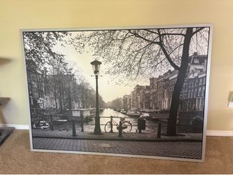 Greyscale art piece
