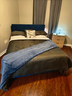 Blue Velvet Queen Upholstered Bed Frame