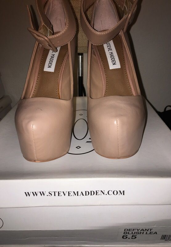 STEVE MADDEN DEFYANT BLUSH LEA