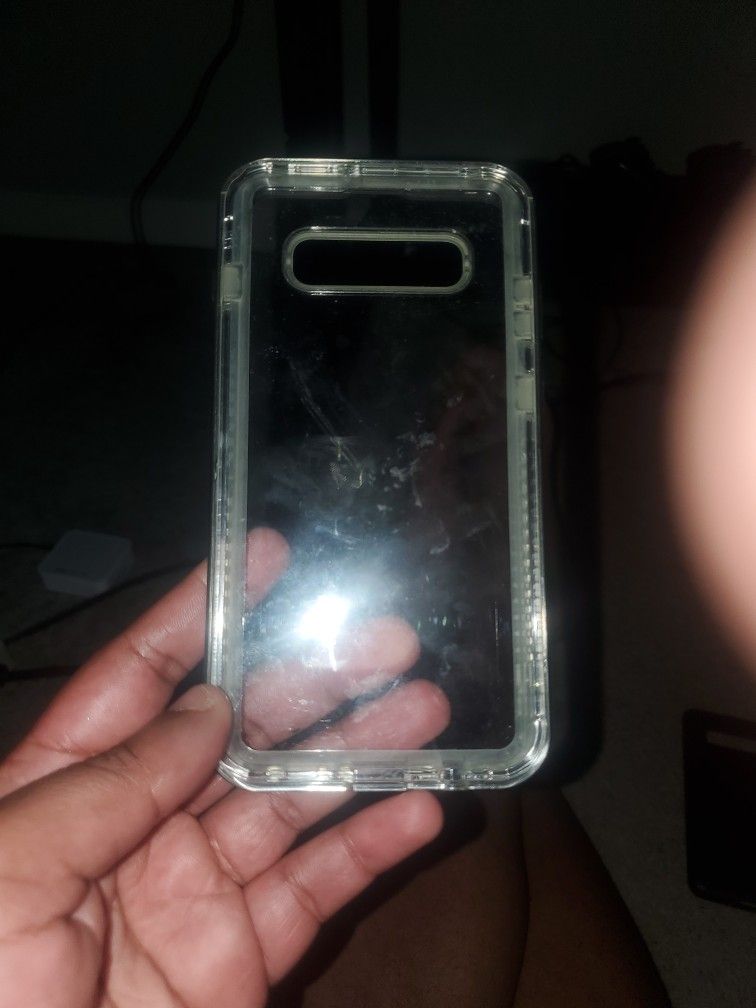 CLEAR SAMSUNG S10+ PHONE CASE, IN GOOD CONDITION
