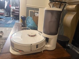Roborock S7+ Robot Vacuum and Mop with Self-Empty Dock