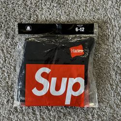 Black Supreme Socks