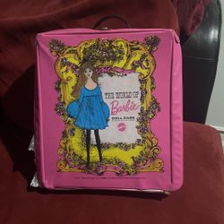 1968 Barbie Case And Vintage Clothe 