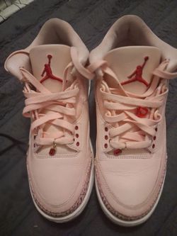 Valentine's Day Jordan 3s