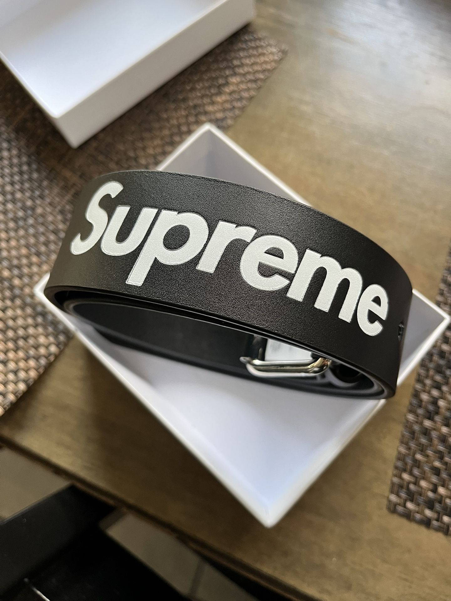 Supreme Repeat Leather Belt Black Size Small