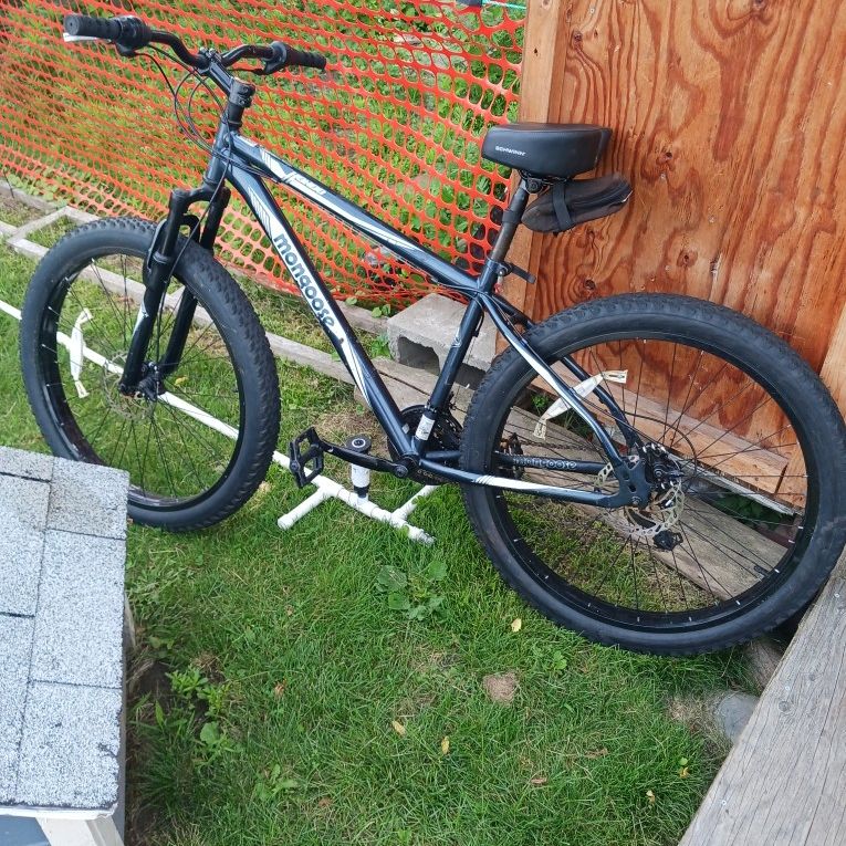 Mongoose shelling terrex mountain bike