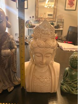 Small statue/decoration